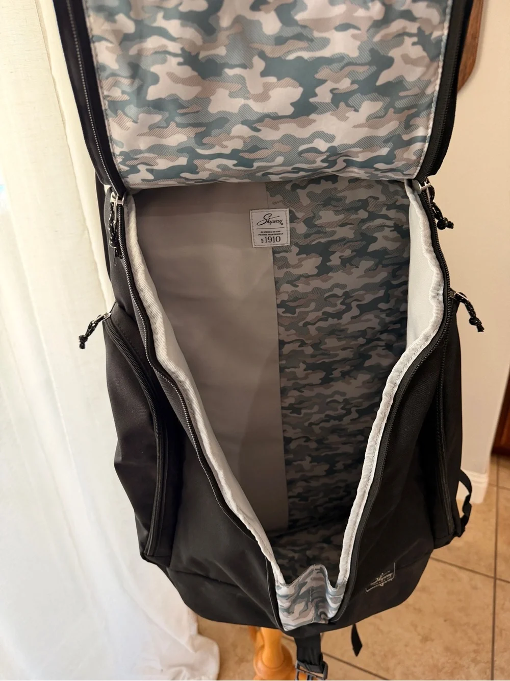 Skyway Rainier Weekender 43L Black Travel Backpack Laptop Carry-On